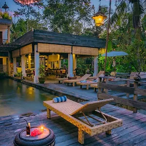 Alam Sembuwuk Ferienpark